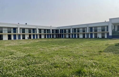 York Hotel | Days Inn & Suites by Wyndham York