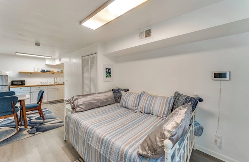 Smith's Memento Apartment | Daytona Beach Studio: Walk to Boardwalk + Pier!