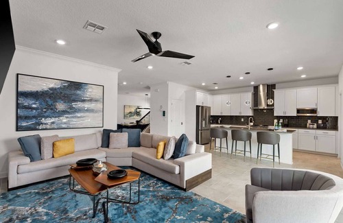 Melbourne Beach House | Dazzling Dunes | Superstar Beach Villa w PVT Pool, Casino, Near Dining, Shopping