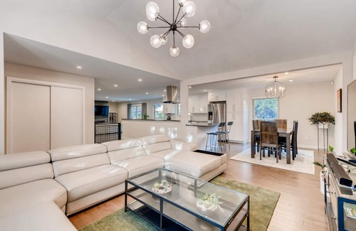 Denver House | Dazzling Modern Denver Home