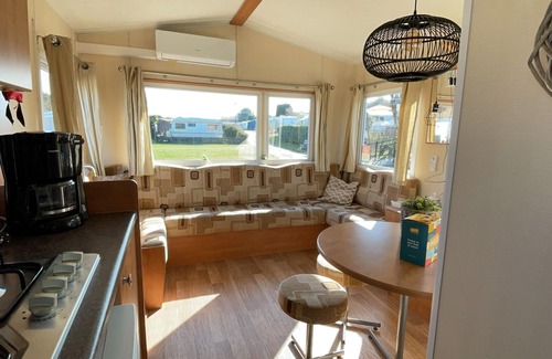 IJmuiden Ski Chalet | DD 46 - Camping de Duindoorn - AIRCO