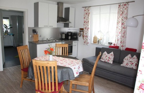 Staffelstein Apartment | Cozy holiday home (47sqm) with a French balcony