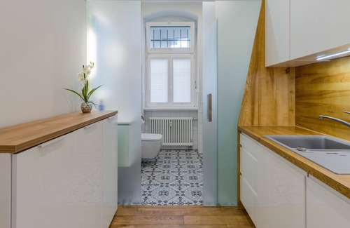 Halensee Apartment | Quiet and central apartment "Nest" in Berlin on Kurfürstendamm