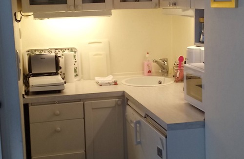 Halensee Apartment | Exceptional 2-room apartment Apartment in the City - West am Ku'damm with 2bathrooms and p