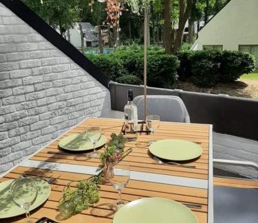 Houthalen Apartment | De Bosdreef - Hengelhoef - duplex met verwarmd openluchtzwembad