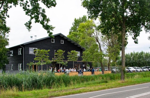 Sleeuwijk Other | De la Rue Pipowagens