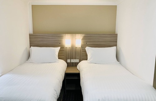 Redditch Hotel | De Regency Style Hotel
