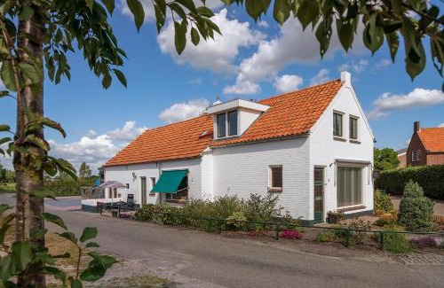 Kaatsheuvel House | De Stal