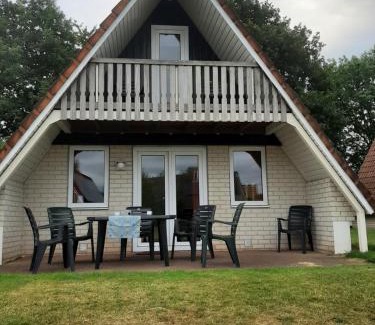 De Meene House | De Waterlelie gezellig en sfeervol aan het water