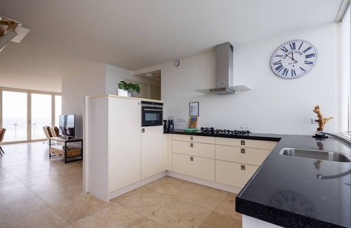 Egmond aan Zee Apartment | De Zeeparel by Interhome