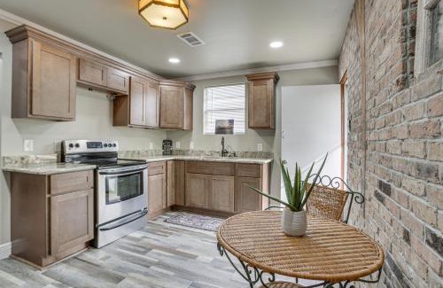 New Sarpy House | Deck, Yard and Outdoor Dining Destrehan Getaway!