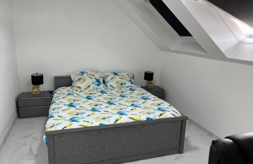 Tongeren Apartment | DEDIA Guest Home