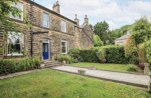 Beeley House | Deeley House