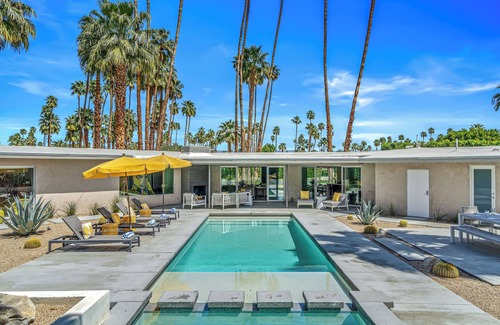 Deep Well Ranch House | Deepwell Modern – Luxury Mid-Century Villa with Pool, Spa, Courtyard & Mountain Views