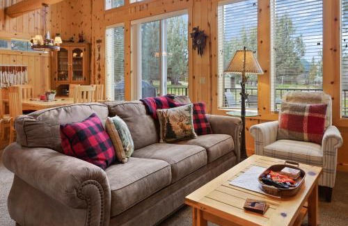 Redmond House | Deer Park Cabin home