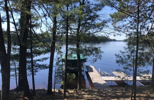 Three Lakes House | Deer Point Executive Lake Home, Sleeps 10.