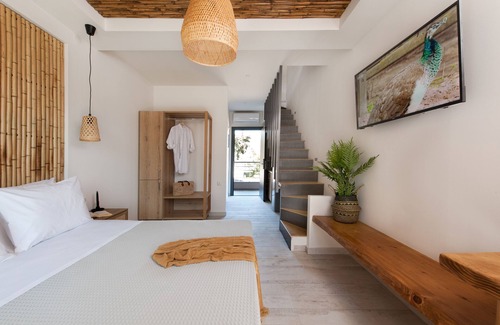 Glyfa Hotel | DEL MARE SUITES