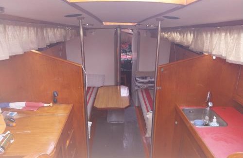 Nagele Boat Rental | Delight