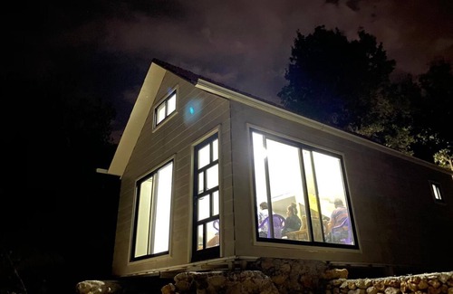 Beiteddine Cabin | Delightful 1-Bedroom Tiny Home