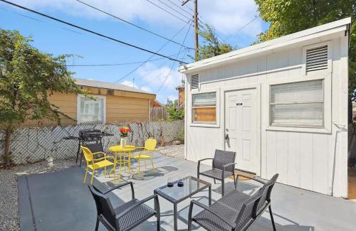 Fort Worth Apartment | Delightful 1BR 1BA Cozy Holiday Flat