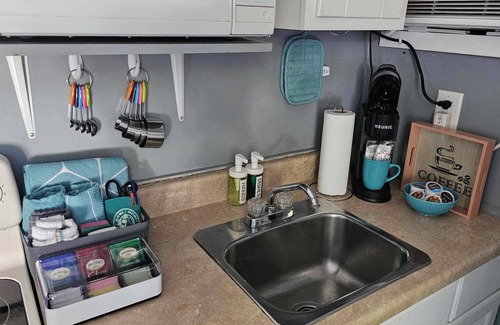 LaVale Cottage | Delightful cottage with WiFi in La Vale