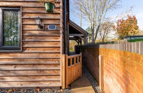 Ludwel Apartment | Delightful Country Cottage in a lovely rural area