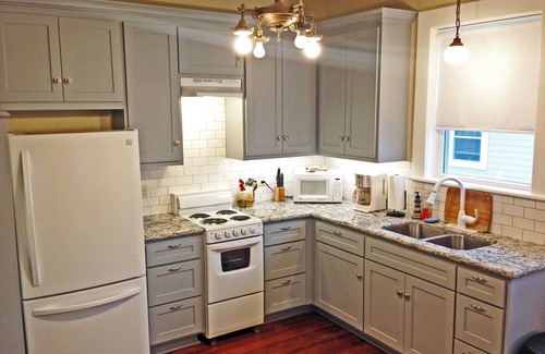 Montrose Apartment | Delightful, Relaxing, Restored Historic Apartment in Montrose section of Houston