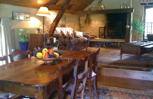 Le Buisson-de-Cadouin House | Delightfully Restored Stone House with own swimming pool