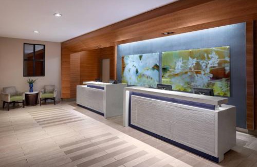 Anaheim Resort Hotel | Delta Hotels by Marriott Anaheim Garden Grove