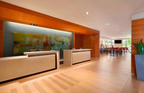 Anaheim Resort Hotel | Delta Hotels by Marriott Anaheim Garden Grove