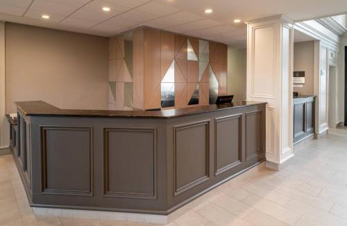 Huntington Hotel | Delta Hotels by Marriott Huntington Downtown
