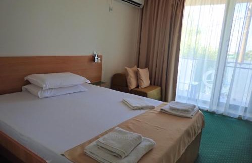 Sulina Hotel | Delta Palace