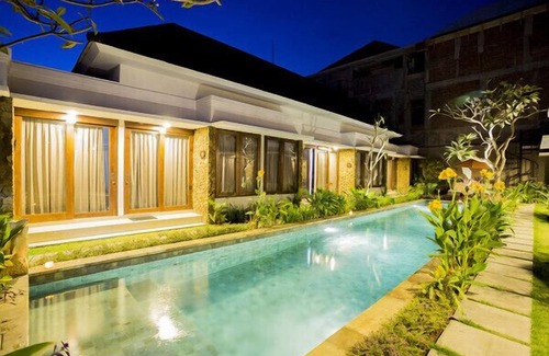 Seminyak Apartment | Deluxe 1 bedroom pool view