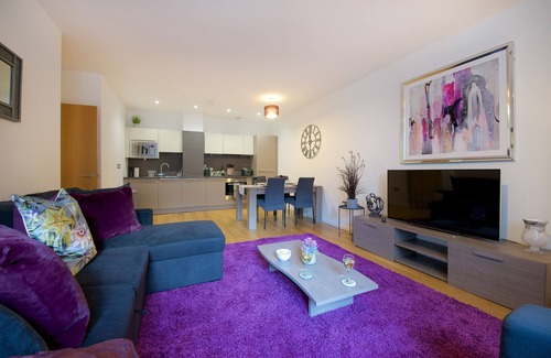Northern Quarter Apartment | Deluxe 2 Bed 2 Bath Spacious City Centre Apartment
