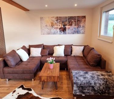 Todtnauberg Apartment | "Deluxe" Ferienwohnung Schwarzwald, 8 Personen, 140 qm, Haus Sonnenschein, 2 Balkone