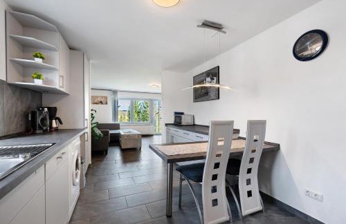 Nehmten House | Deluxe Fewo zw Plöner See u Ostsee