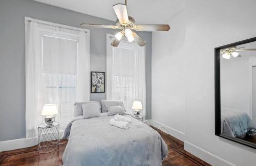 Gayborhood Apartment | Deluxe Flat Near Everything