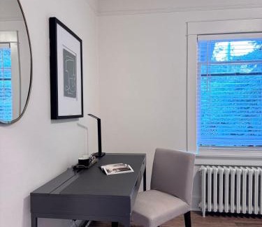 West Side House | Deluxe Master Queen Bedroom with Bathroom in Vancouver West