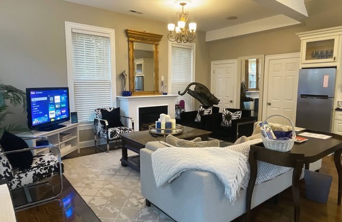 West Newton House | Deluxe Spacious 2-bedroom 2-story with gas fireplace Guest House