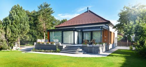Demanova House | Demanova 157