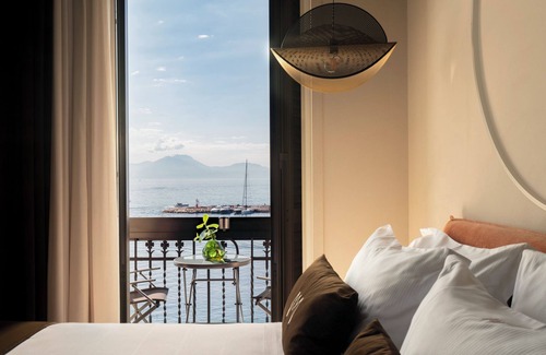 Chiaia House | Demetra Luxury Suites