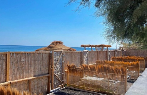Perivolos Apartment | Demilmar Luxury Suites Black Beach Perissa Santorini