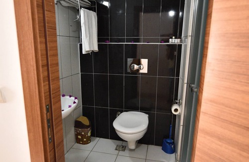 Kadriye Hotel | Demirci Hotel
