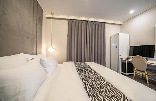 Buk-gu Hotel | Denbasta Hotel