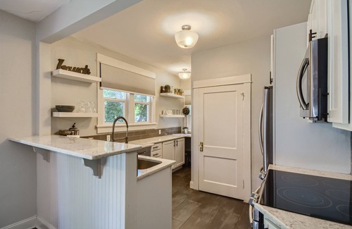 Hale House | Denver Furnished Rental Clermont Duplex Bungalow