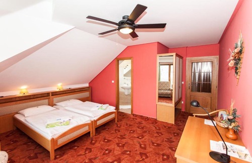 Tetcice House | Depandance Hotel u Crlíků