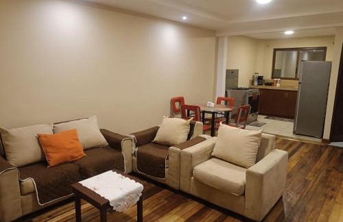 Loja Apartment | Departamento Bonito