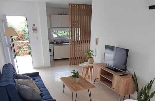 Villa Allende Apartment | Departamento Temporario - Barrio San Isidro (Malibu)