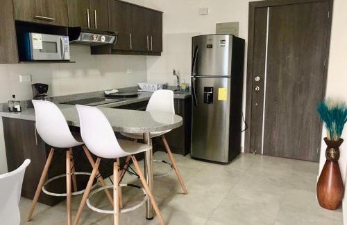 Tonsupa Apartment | DEPARTAMENTO TOTALMENTE NUEVO, AMOBLADO Y DE LUJO EN TONSUPA