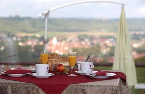 Sommerhausen Other | Der Kirschberghof Weinfass-Lodge